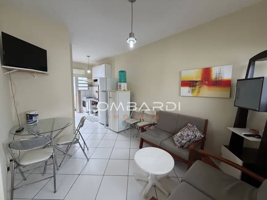 Foto 2 de Apartamento com 2 quartos à venda, 55m2 em Ubatuba - SP