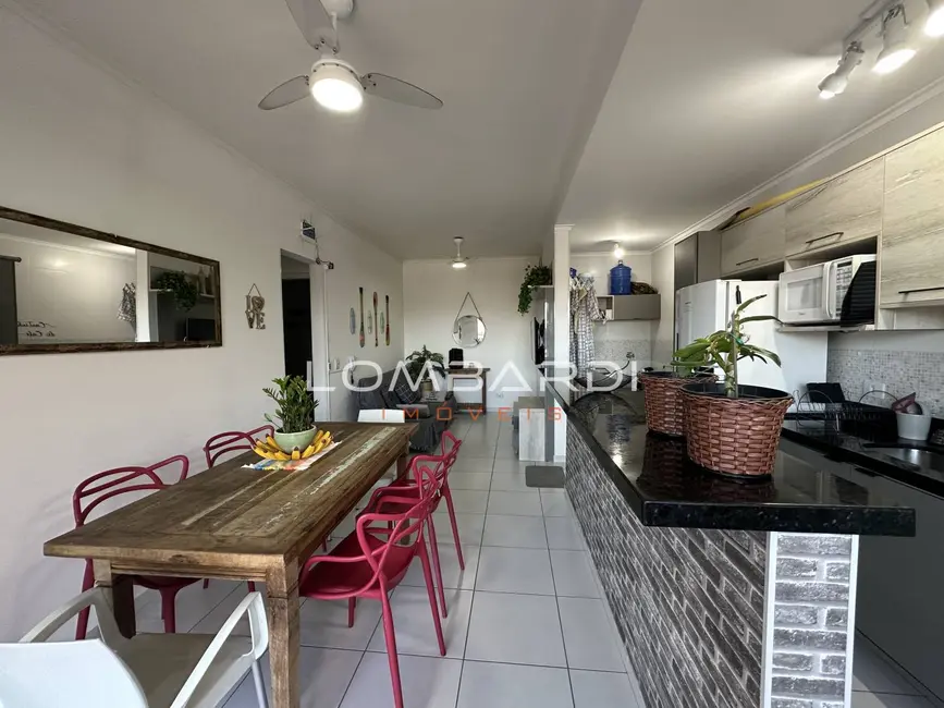 Foto 1 de Apartamento com 2 quartos à venda, 65m2 em Ubatuba - SP