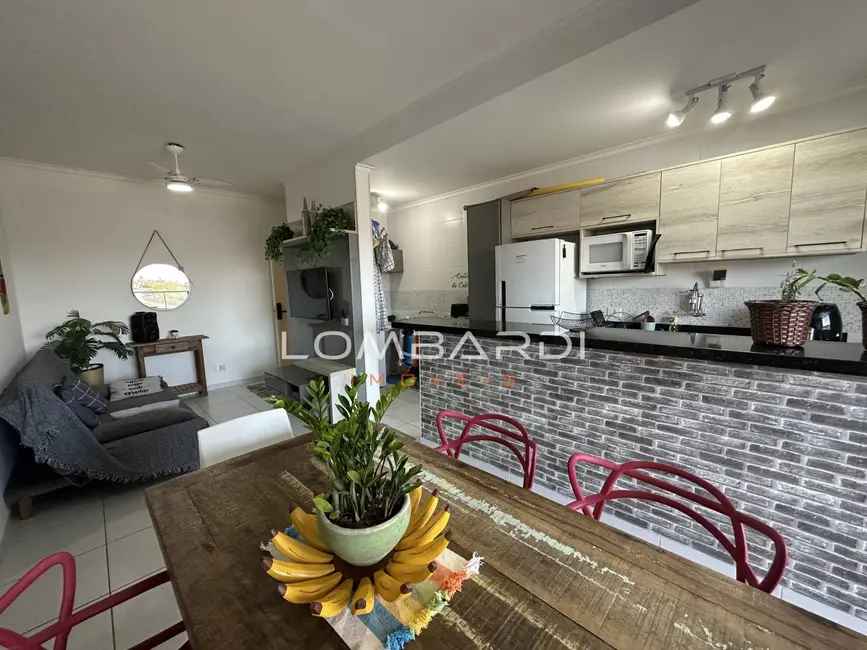 Foto 2 de Apartamento com 2 quartos à venda, 65m2 em Ubatuba - SP