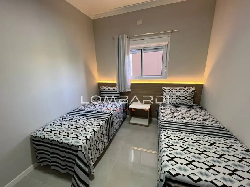 Foto 17 de Apartamento à venda, 69m2 em Ubatuba - SP