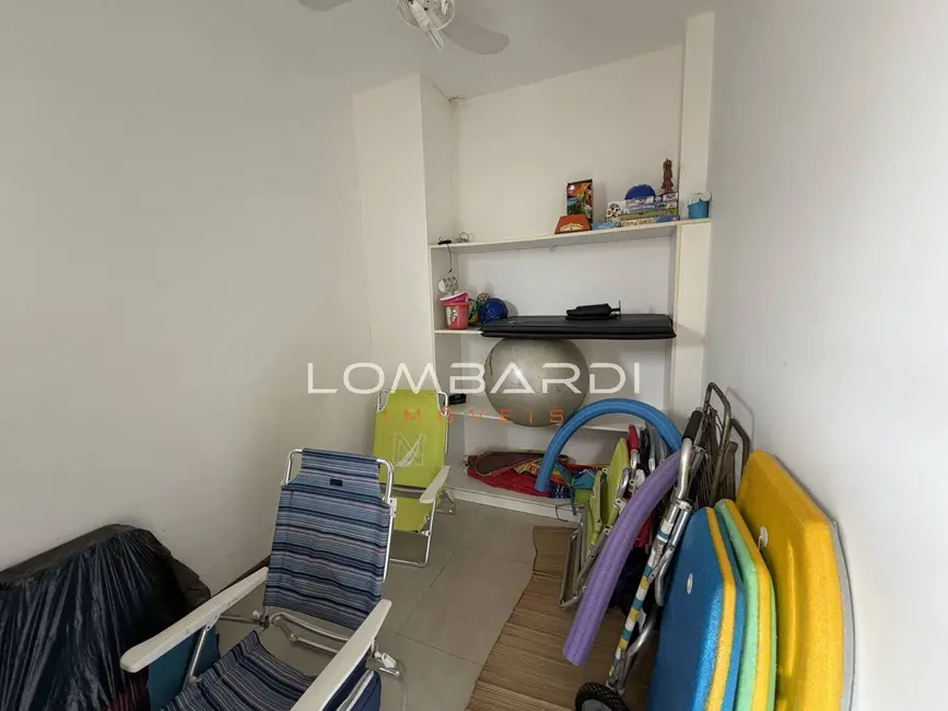 Foto 6 de Apartamento com 4 quartos à venda, 180m2 em Ubatuba - SP
