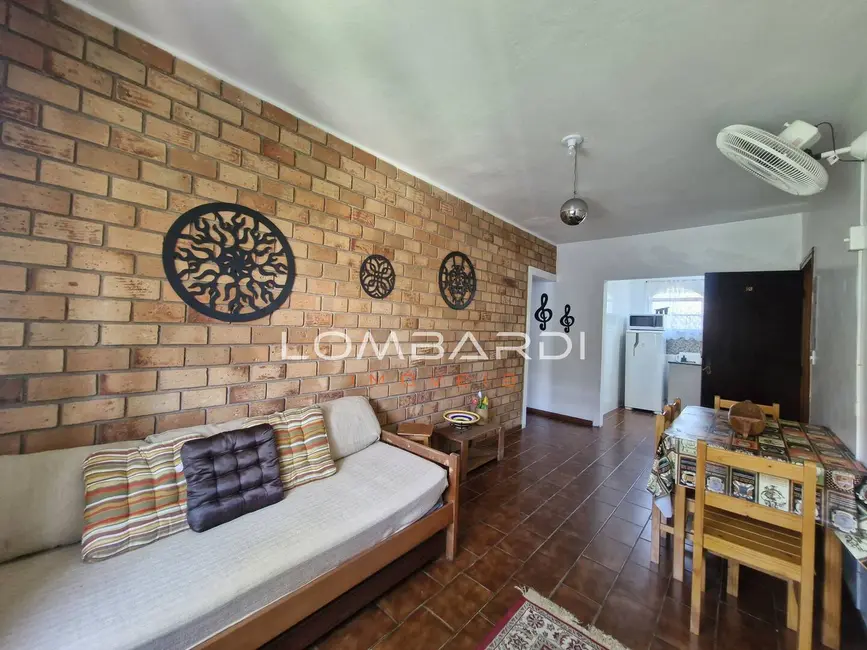 Foto 1 de Apartamento com 2 quartos à venda em Ubatuba - SP