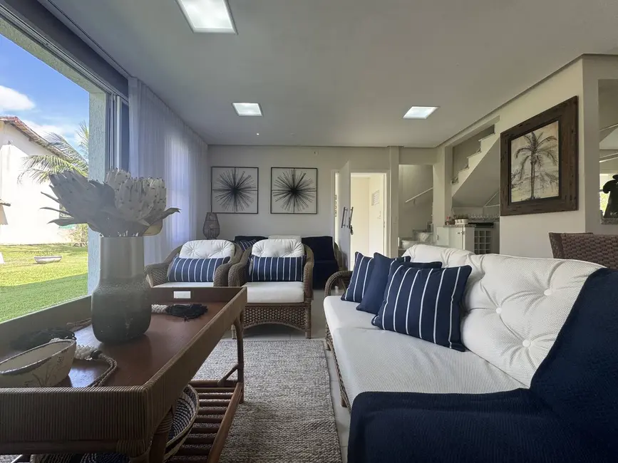 Foto 2 de Casa com 4 quartos à venda, 155m2 em Ubatuba - SP