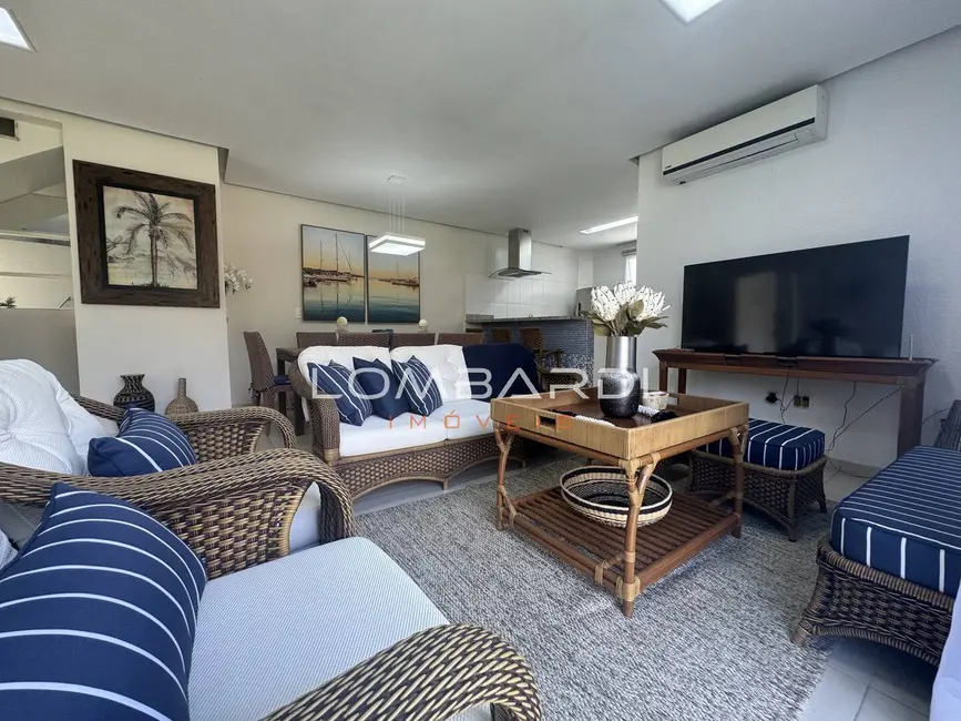 Foto 4 de Casa com 4 quartos à venda, 155m2 em Ubatuba - SP