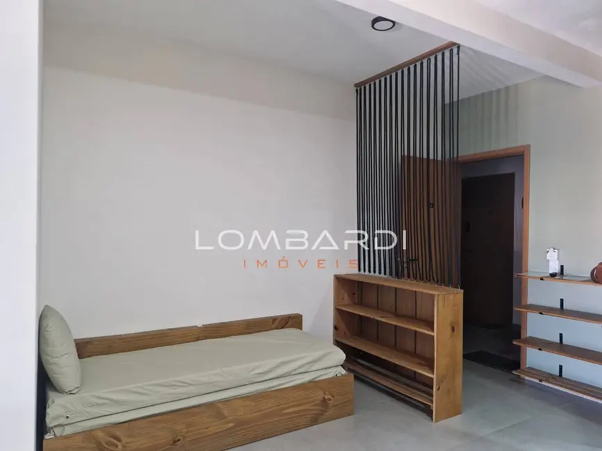 Foto 2 de Apartamento com 1 quarto à venda, 38m2 em Ubatuba - SP