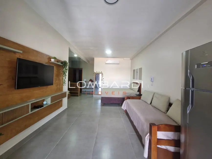 Foto 1 de Apartamento com 1 quarto à venda, 38m2 em Ubatuba - SP