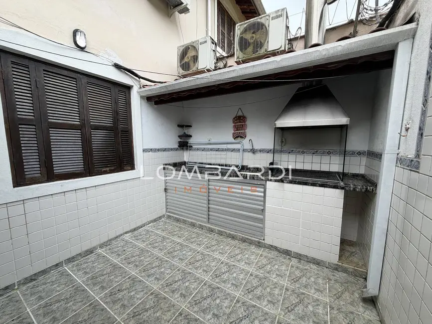 Foto 2 de Apartamento com 2 quartos à venda, 65m2 em Ubatuba - SP