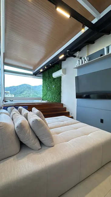 Foto 4 de Cobertura com 3 quartos à venda, 92m2 em Ubatuba - SP