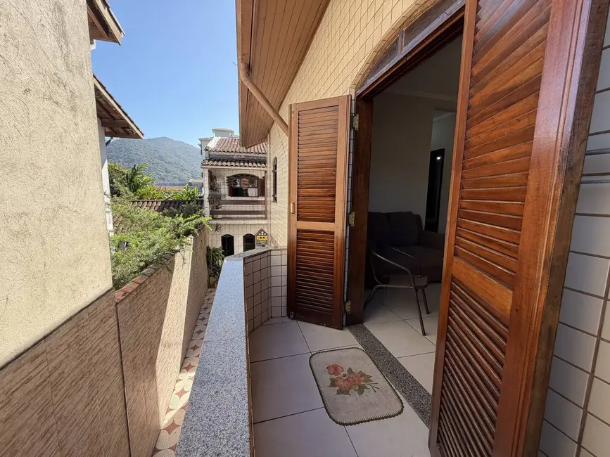 Foto 3 de Apartamento com 2 quartos à venda, 65m2 em Ubatuba - SP