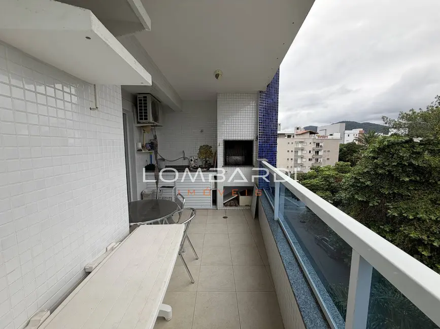 Foto 9 de Apartamento com 3 quartos à venda, 109m2 em Ubatuba - SP