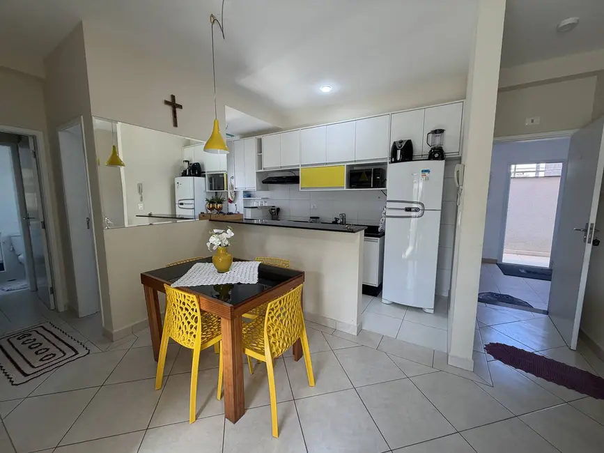 Foto 3 de Casa com 2 quartos à venda, 58m2 em Ubatuba - SP