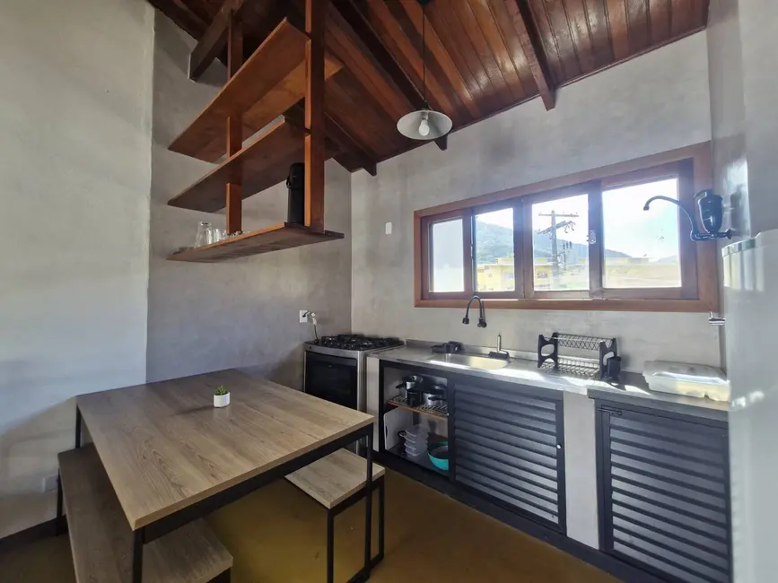 Foto 1 de Apartamento com 2 quartos à venda, 70m2 em Ubatuba - SP