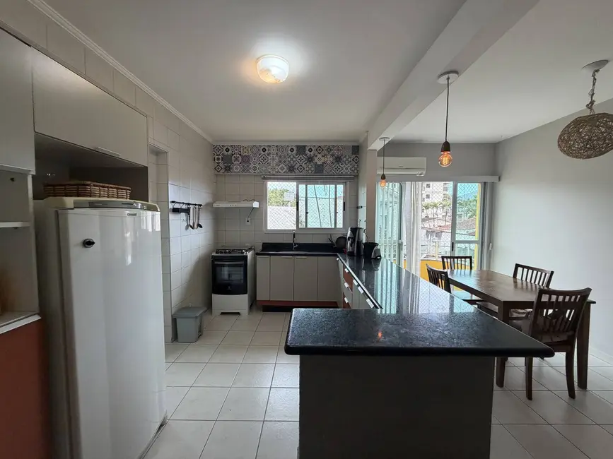 Foto 4 de Apartamento com 2 quartos à venda, 83m2 em Ubatuba - SP