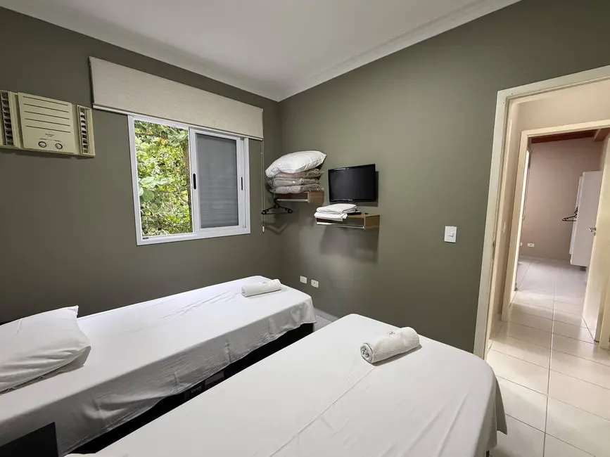 Foto 2 de Apartamento com 2 quartos à venda, 75m2 em Ubatuba - SP