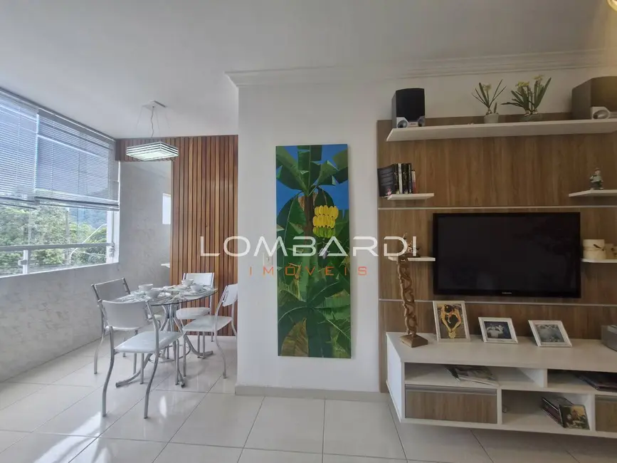 Foto 2 de Apartamento com 2 quartos à venda, 70m2 em Centro, Ubatuba - SP