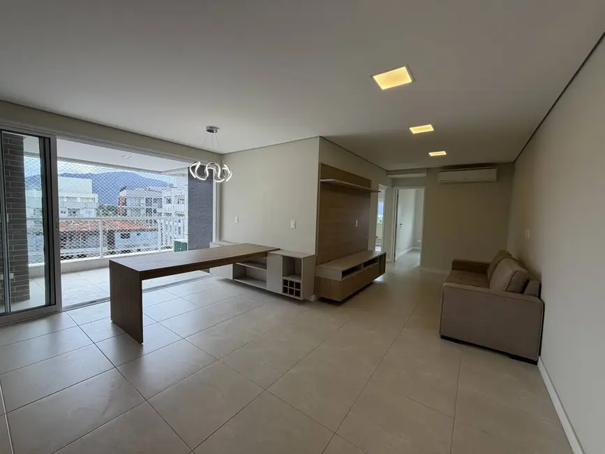 Foto 2 de Apartamento com 3 quartos à venda, 100m2 em Ubatuba - SP