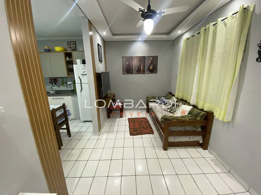 Apartamento com 2 quartos à venda, 67m2 em Ubatuba - SP - imagem 2 Foto 2 de Apartamento com 2 quartos à venda, 67m2 em Ubatuba - SP