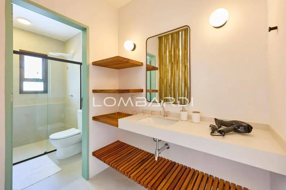 Foto 3 de Casa com 4 quartos à venda, 670m2 em Ubatuba - SP