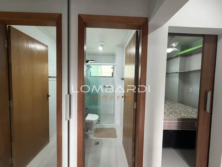 Foto 6 de Apartamento com 3 quartos à venda, 80m2 em Ubatuba - SP