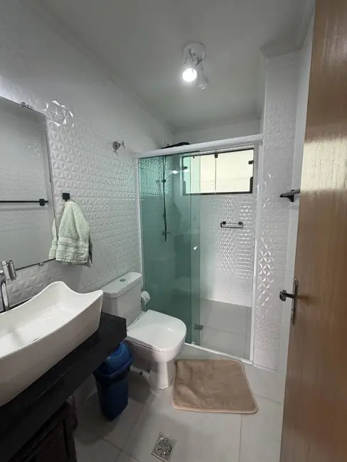 Foto 3 de Apartamento com 3 quartos à venda, 80m2 em Ubatuba - SP