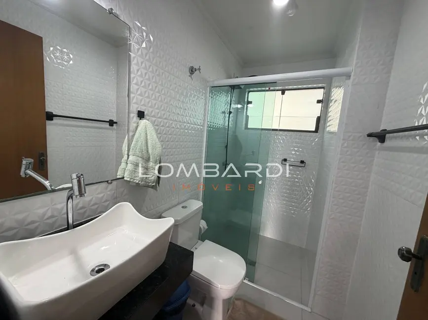 Foto 2 de Apartamento com 3 quartos à venda, 80m2 em Ubatuba - SP