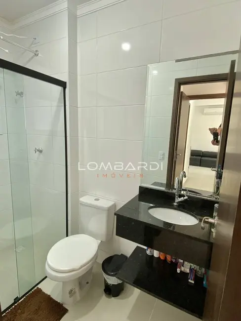Apartamento com 2 quartos à venda, 55m2 em Ubatuba - SP - imagem 3 Foto 3 de Apartamento com 2 quartos à venda, 55m2 em Ubatuba - SP