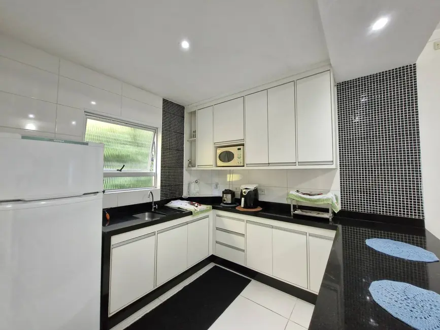Foto 6 de Apartamento com 1 quarto à venda, 43m2 em Ubatuba - SP