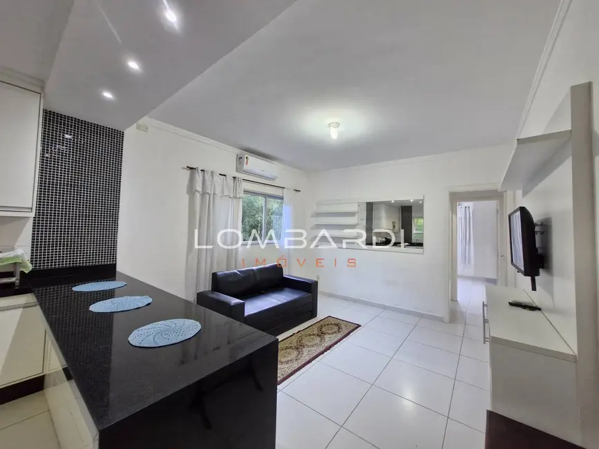 Apartamento com 1 quarto à venda, 43m2 em Ubatuba - SP - imagem 2 Foto 2 de Apartamento com 1 quarto à venda, 43m2 em Ubatuba - SP