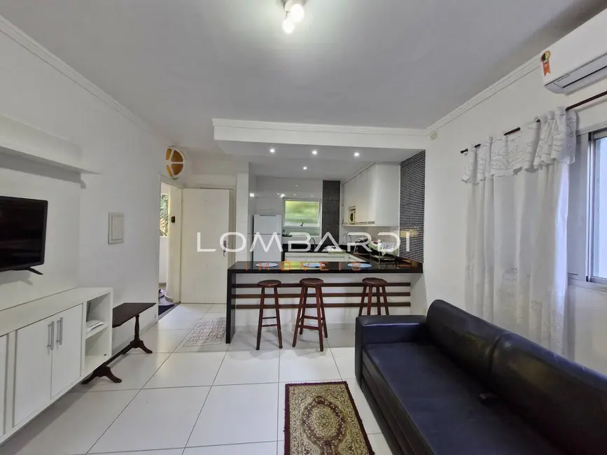 Apartamento com 1 quarto à venda, 43m2 em Ubatuba - SP - imagem 3 Foto 3 de Apartamento com 1 quarto à venda, 43m2 em Ubatuba - SP