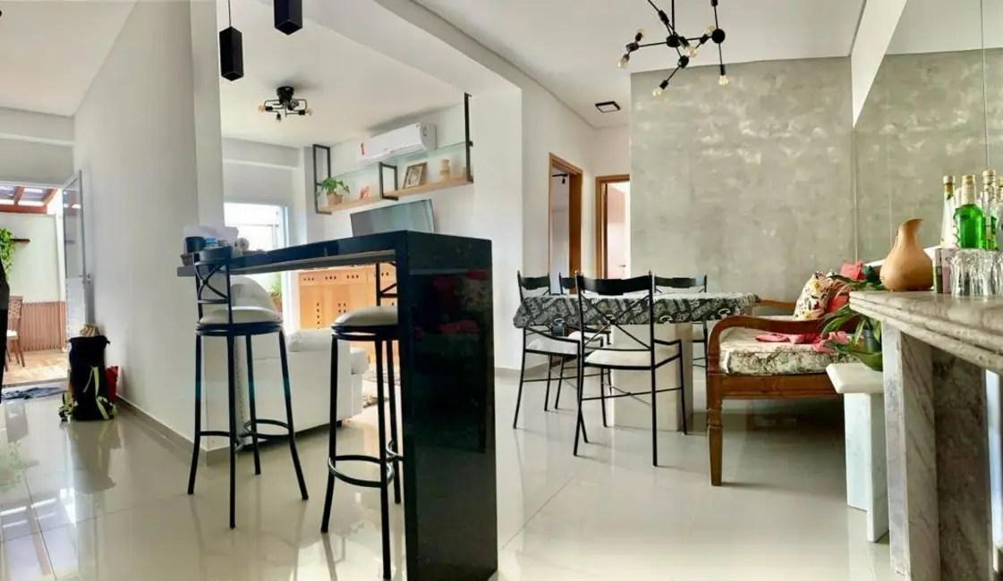 Foto 3 de Apartamento com 2 quartos à venda, 116m2 em Ubatuba - SP