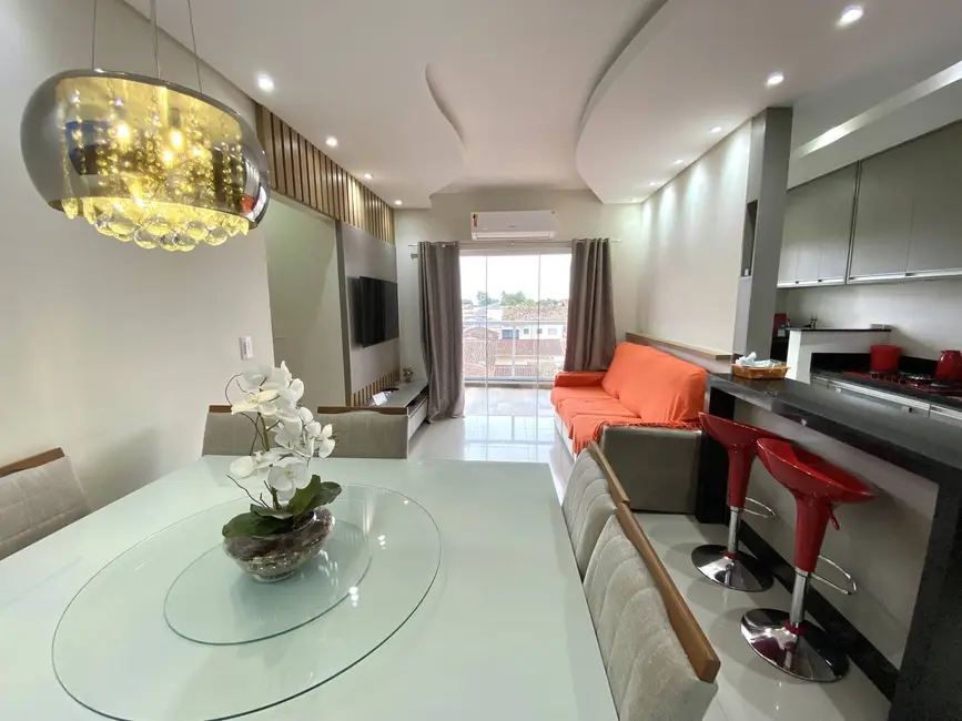 Foto 6 de Apartamento com 2 quartos à venda, 73m2 em Centro, Ubatuba - SP
