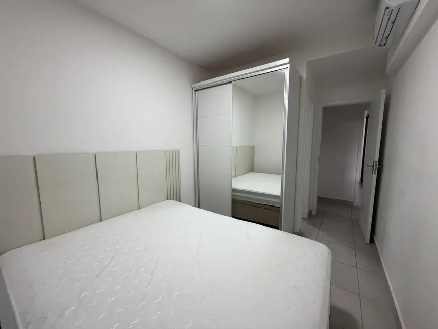 Foto 8 de Apartamento com 2 quartos à venda, 71m2 em Ubatuba - SP