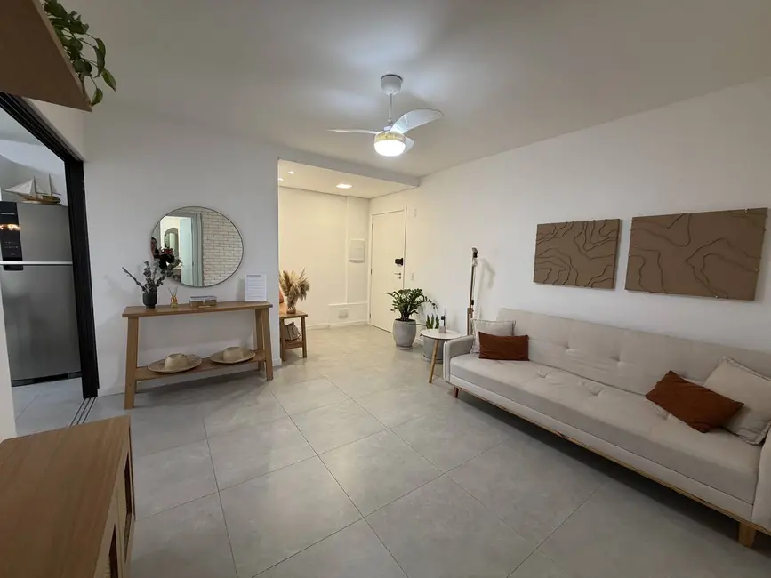 Foto 3 de Apartamento com 2 quartos à venda, 77m2 em Ubatuba - SP