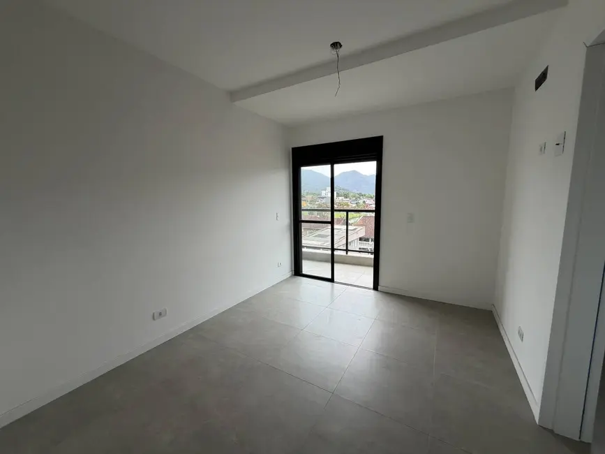 Foto 4 de Apartamento com 2 quartos à venda, 77m2 em Ubatuba - SP
