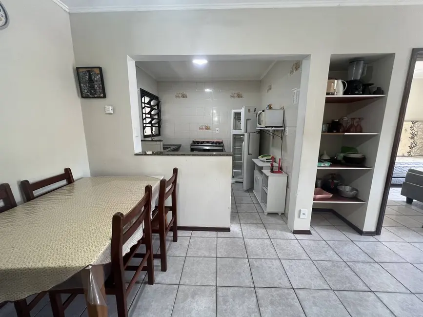 Foto 6 de Apartamento com 2 quartos à venda, 65m2 em Ubatuba - SP
