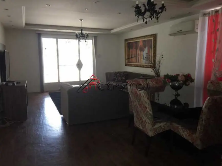 Casa com 4 quartos à venda, 255m2 em Rio De Janeiro - RJ - imagem 4 Foto 4 de Casa com 4 quartos à venda, 255m2 em Rio De Janeiro - RJ