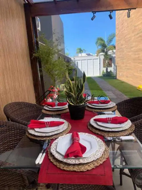 Foto 3 de Casa de Condomínio com 3 quartos à venda, 370m2 em Rio De Janeiro - RJ