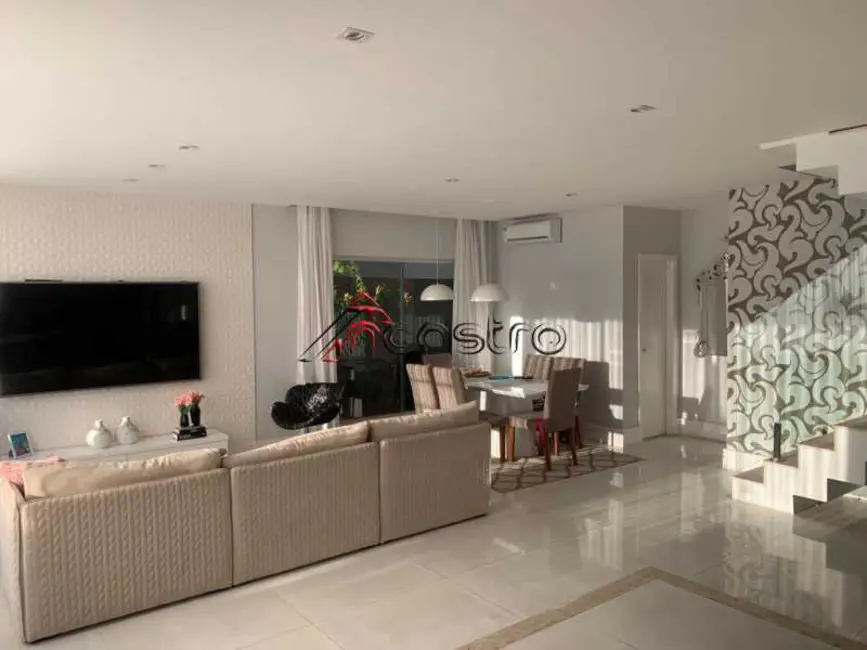 Foto 6 de Casa de Condomínio com 3 quartos à venda, 370m2 em Rio De Janeiro - RJ