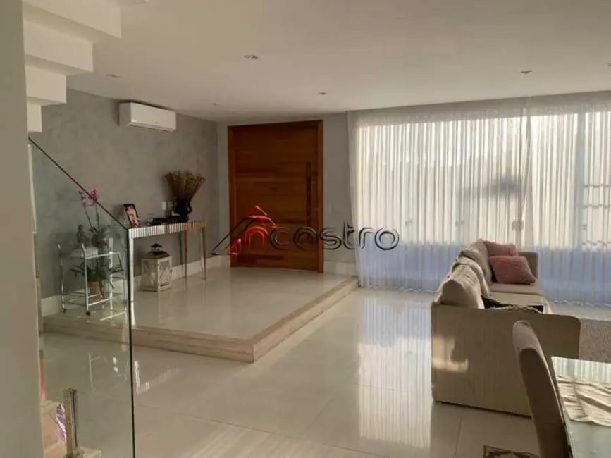 Foto 1 de Casa de Condomínio com 3 quartos à venda, 370m2 em Rio De Janeiro - RJ