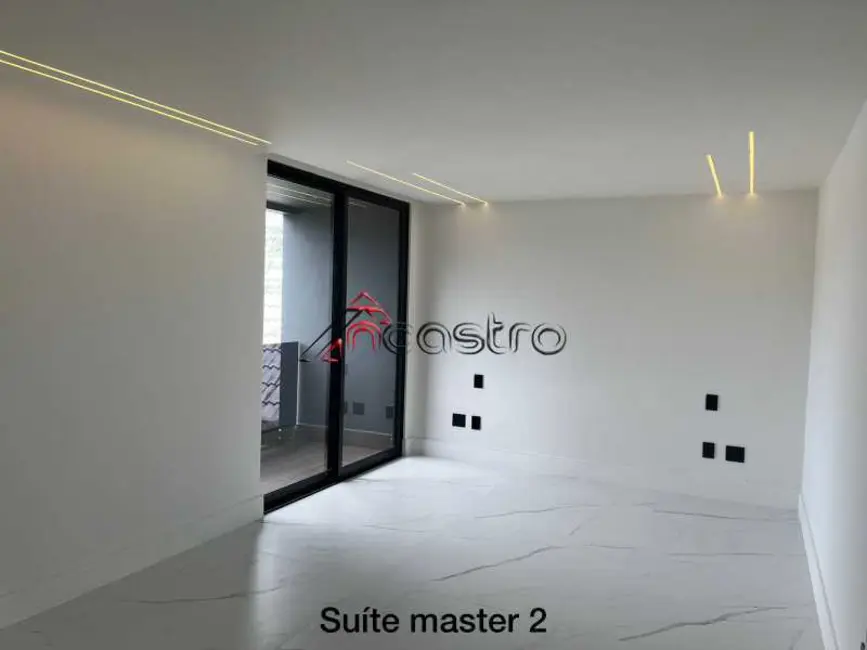 Casa de Condomínio com 6 quartos à venda, 500m2 em Rio De Janeiro - RJ - imagem 5 Foto 5 de Casa de Condomínio com 6 quartos à venda, 500m2 em Rio De Janeiro - RJ