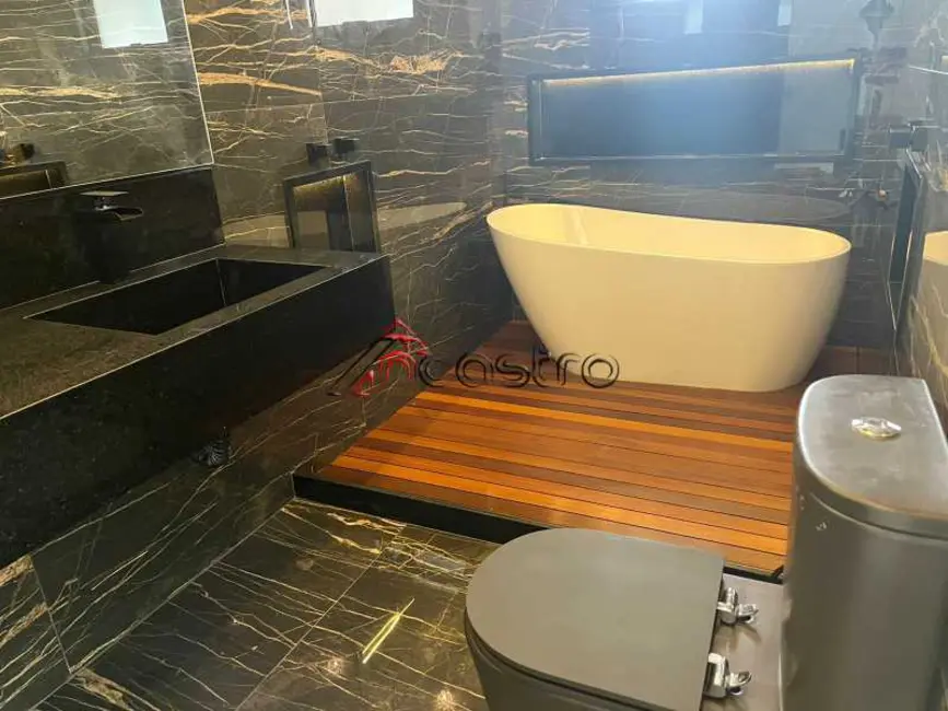 Casa de Condomínio com 6 quartos à venda, 500m2 em Rio De Janeiro - RJ - imagem 8 Foto 8 de Casa de Condomínio com 6 quartos à venda, 500m2 em Rio De Janeiro - RJ