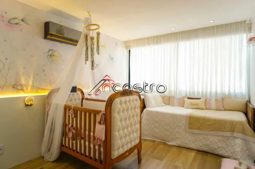 Casa de Condomínio com 6 quartos à venda, 400m2 em Rio De Janeiro - RJ - imagem 3 Foto 3 de Casa de Condomínio com 6 quartos à venda, 400m2 em Rio De Janeiro - RJ