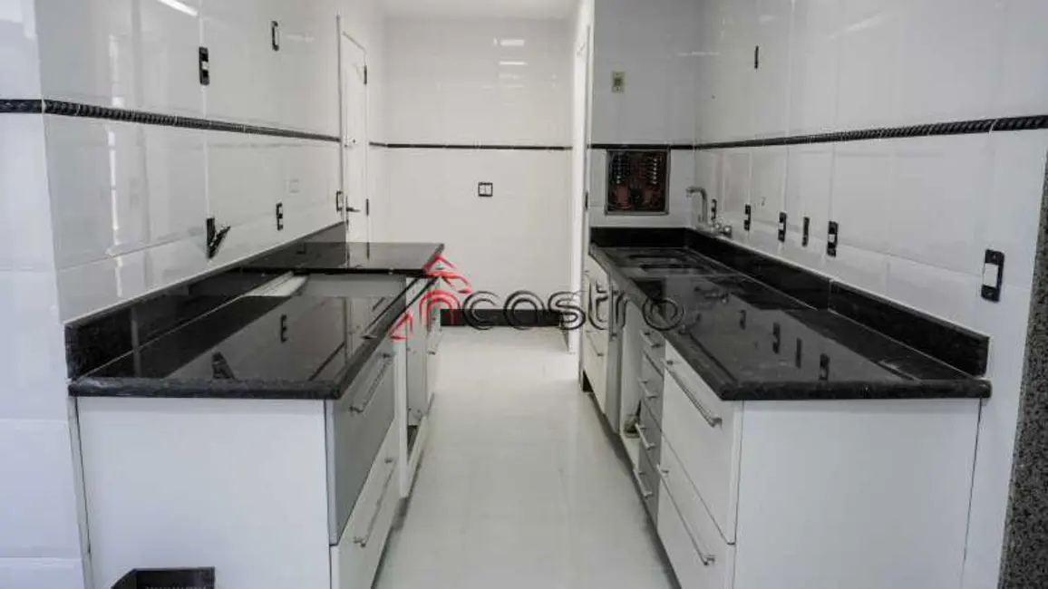 Cobertura com 5 quartos à venda e para alugar, 400m2 em Rio De Janeiro - RJ - imagem 5 Foto 5 de Cobertura com 5 quartos à venda e para alugar, 400m2 em Rio De Janeiro - RJ