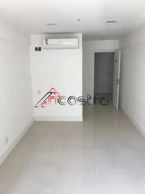 Sala Comercial à venda, 24m2 em Rio De Janeiro - RJ - imagem 6 Foto 6 de Sala Comercial à venda, 24m2 em Rio De Janeiro - RJ