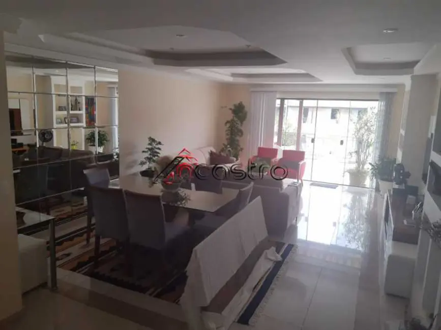 Foto 4 de Apartamento com 3 quartos à venda, 221m2 em Rio De Janeiro - RJ