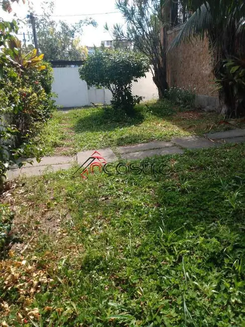 Casa com 5 quartos à venda, 317m2 em Rio De Janeiro - RJ - imagem 3 Foto 3 de Casa com 5 quartos à venda, 317m2 em Rio De Janeiro - RJ