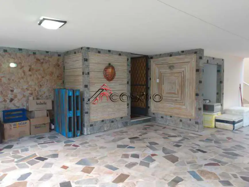 Casa com 5 quartos à venda, 317m2 em Rio De Janeiro - RJ - imagem 5 Foto 5 de Casa com 5 quartos à venda, 317m2 em Rio De Janeiro - RJ