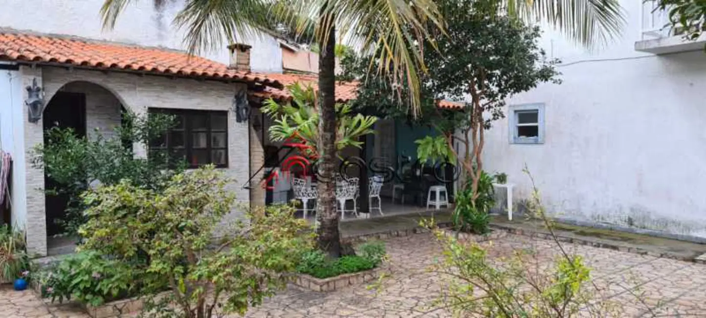 Casa com 5 quartos à venda, 420m2 em Rio De Janeiro - RJ - imagem 7 Foto 7 de Casa com 5 quartos à venda, 420m2 em Rio De Janeiro - RJ