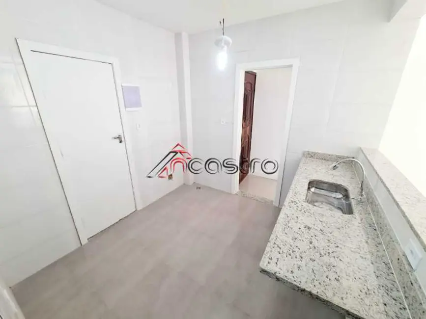 Foto 2 de Apartamento com 2 quartos à venda, 70m2 em Rio De Janeiro - RJ