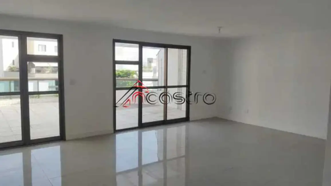 Cobertura com 4 quartos à venda, 200m2 em Rio De Janeiro - RJ - imagem 3 Foto 3 de Cobertura com 4 quartos à venda, 200m2 em Rio De Janeiro - RJ